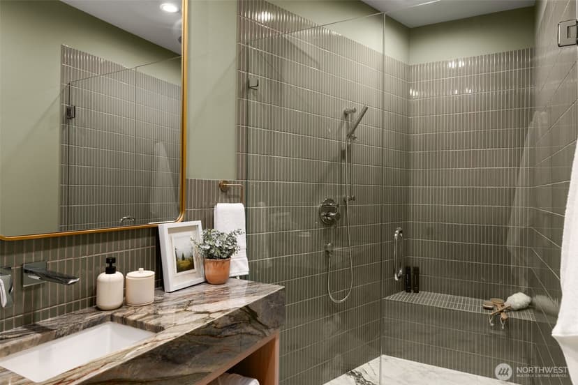 Property photo for 7124 NE 119th Lane, Kirkland photo 26
