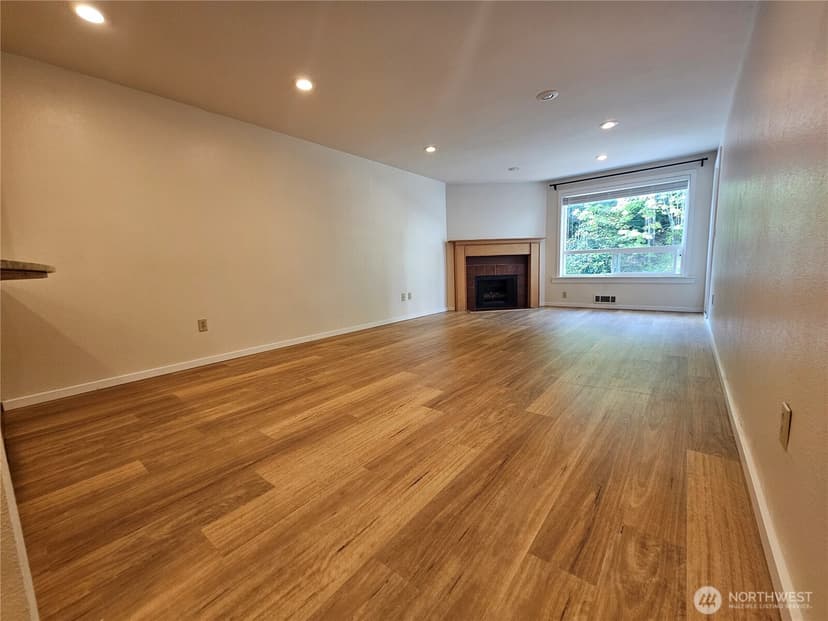 Property photo for 10501 8th Avenue NE #225, Seattle photo 7