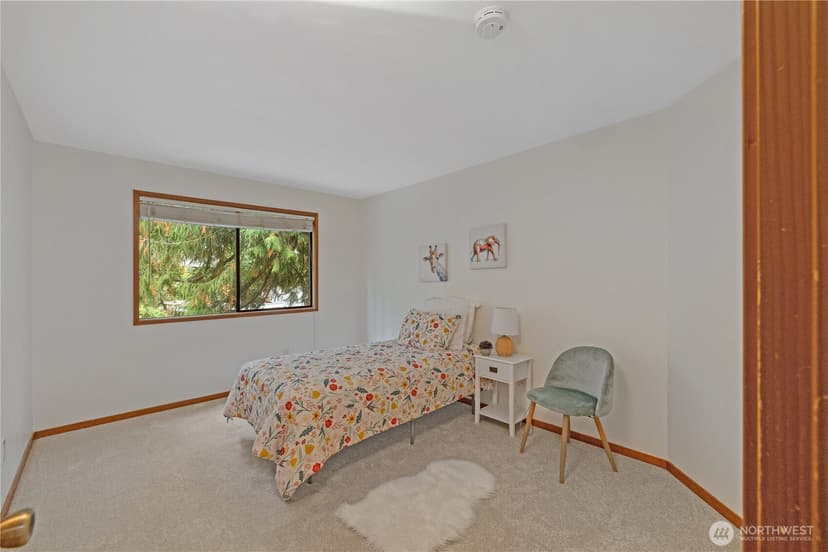 Property photo for 2925 W Lake Sammamish Parkway NE, Redmond photo 27
