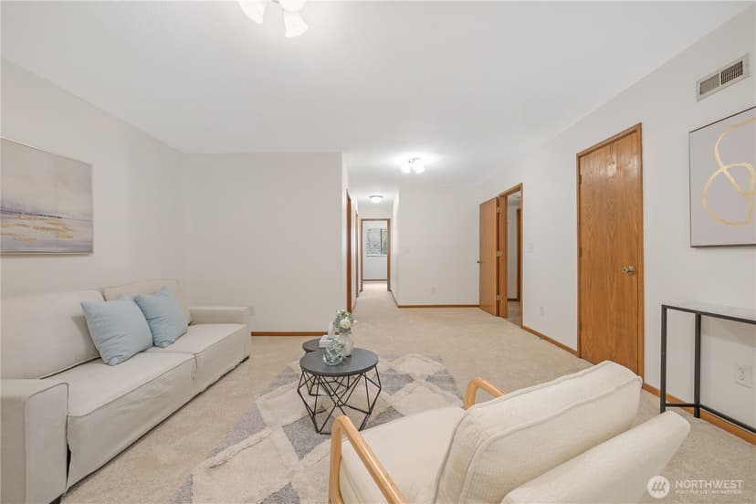 Property photo for 2925 W Lake Sammamish Parkway NE, Redmond photo 30