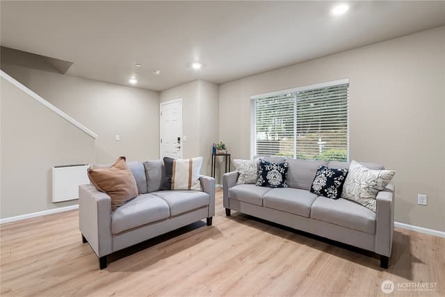 Property photo for 17541 110th Avenue E #I, Puyallup photo 3