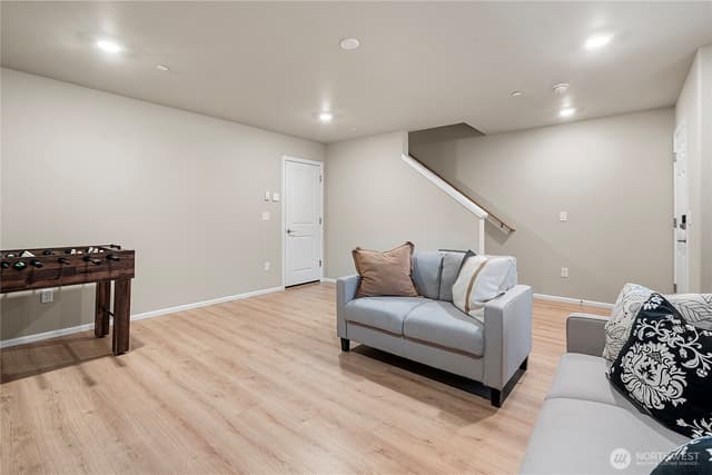 Property photo for 17541 110th Avenue E #I, Puyallup photo 4