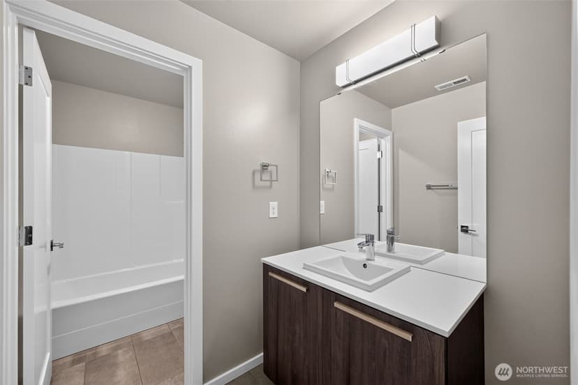 Property photo for 5616 S 356th Street, Auburn photo 17