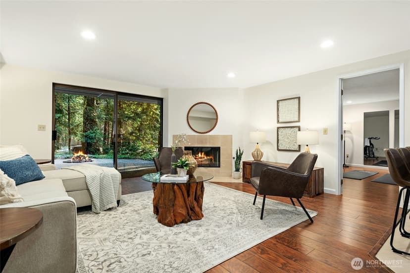 Property photo for 622 216th Avenue NE, Sammamish photo 10