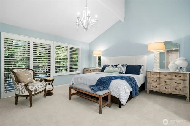 Property photo for 622 216th Avenue NE, Sammamish photo 5