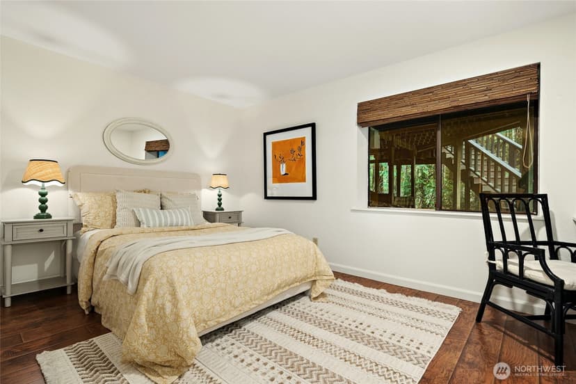 Property photo for 622 216th Avenue NE, Sammamish photo 12