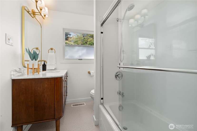 Property photo for 14834 Interlake Avenue N, Shoreline photo 20