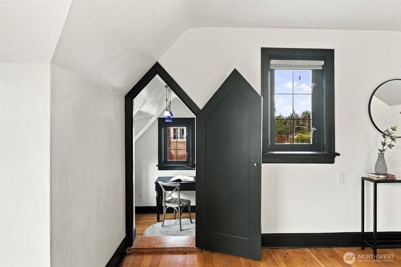 Property photo for 7944 Seward Park Avenue S, Seattle photo 21