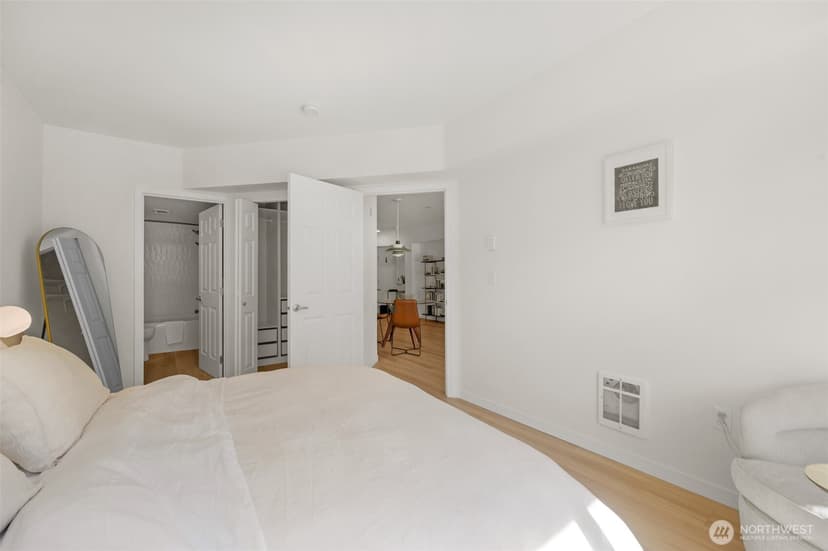 Property photo for 18 Dravus Street #210, Seattle photo 18
