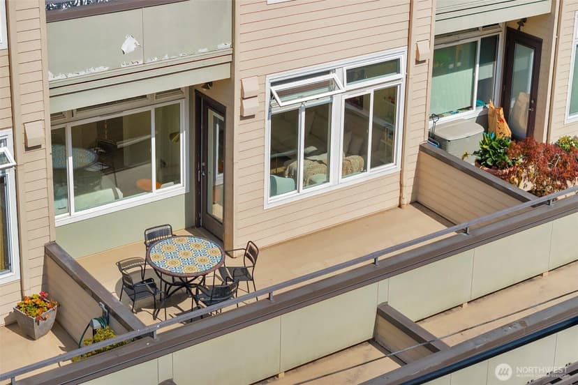 Property photo for 18 Dravus Street #210, Seattle photo 26