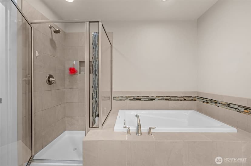 Property photo for 5634 85th Drive NE, Marysville photo 18