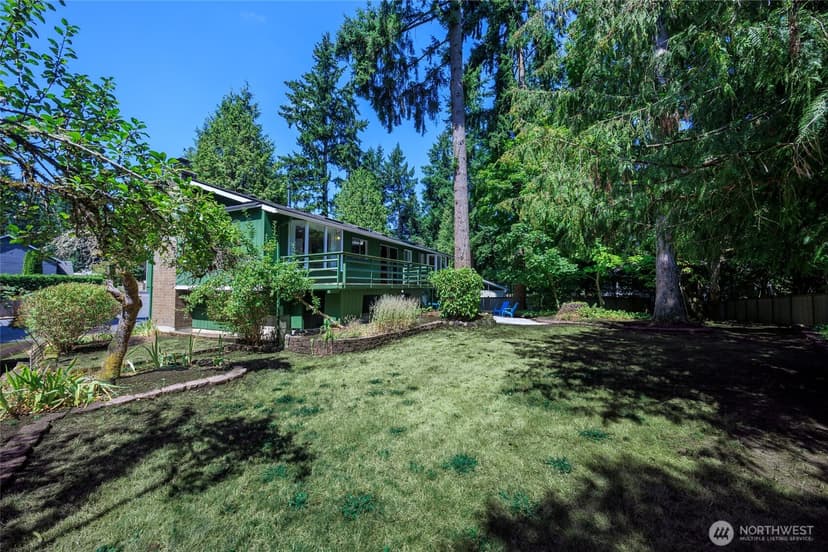 Property photo for 12822 NE 68th Street, Kirkland photo 13