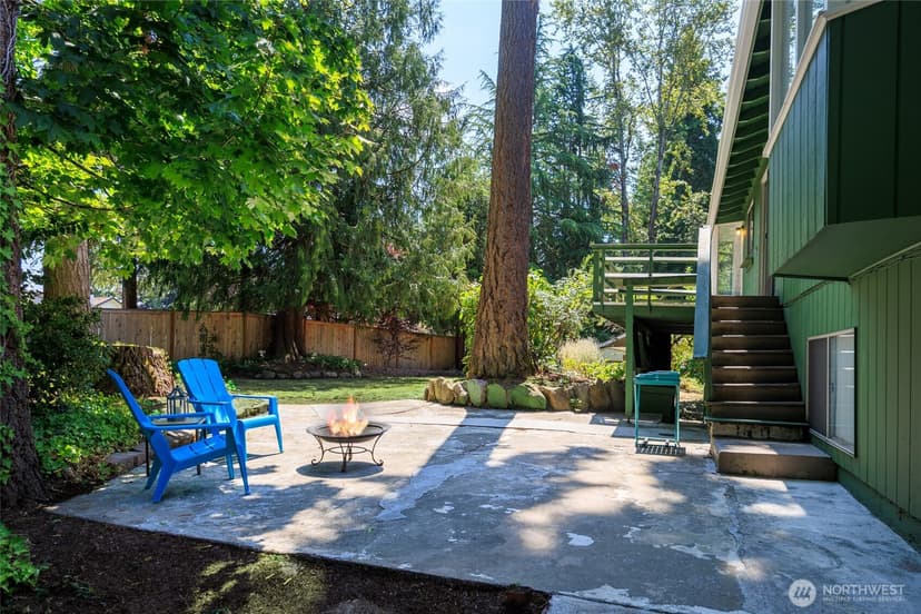 Property photo for 12822 NE 68th Street, Kirkland photo 11