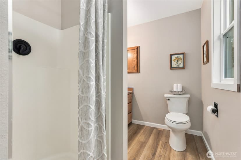 Property photo for 25434 SE 219th Street, Maple Valley photo 20