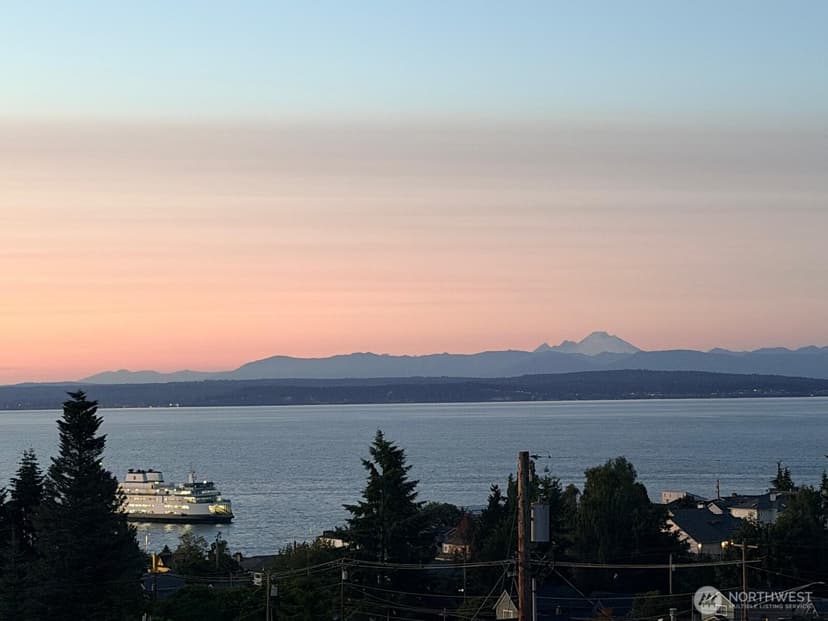 Property photo for 612 Park Avenue, Mukilteo photo 38