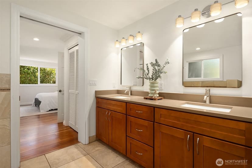 Property photo for 500 Waverly Way, Kirkland photo 17
