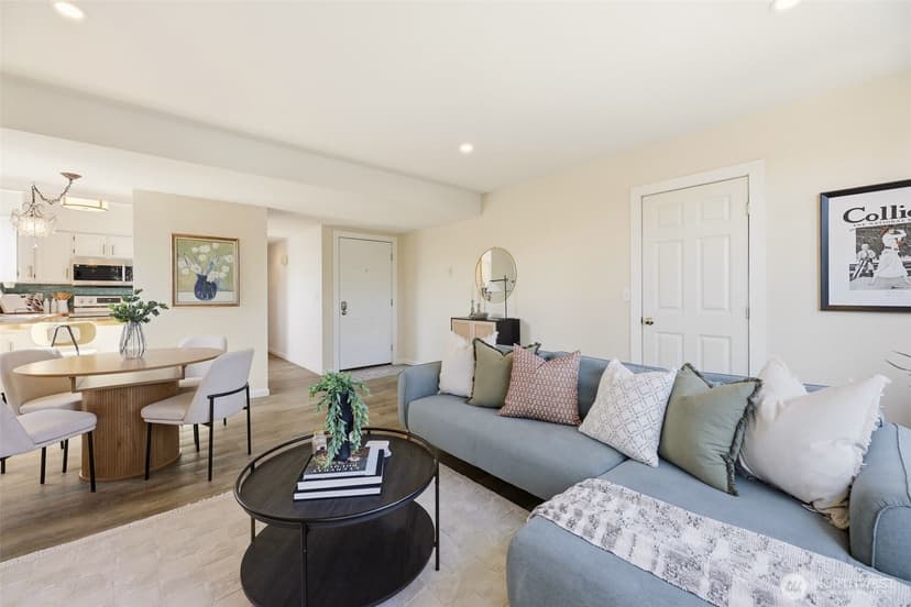 Property photo for 2120 Highland Ave Avenue #301, Everett photo 9