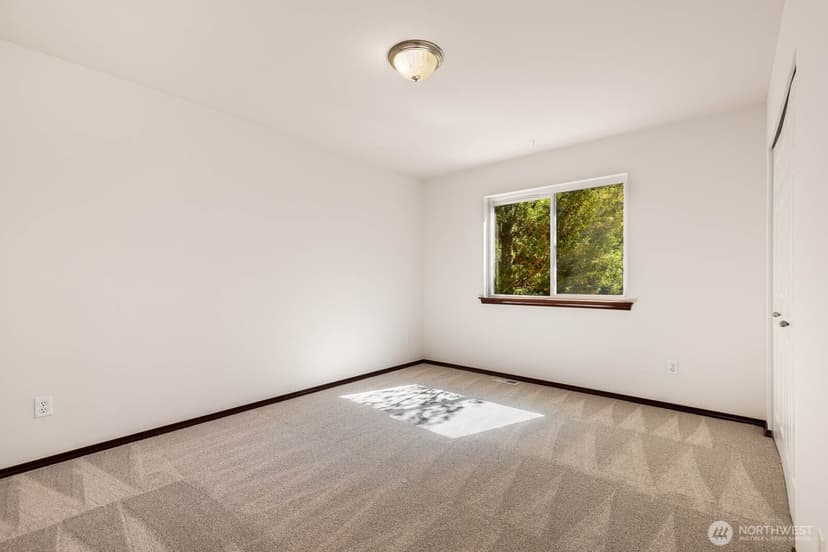 Property photo for 5728 9th Dr W, Everett photo 15