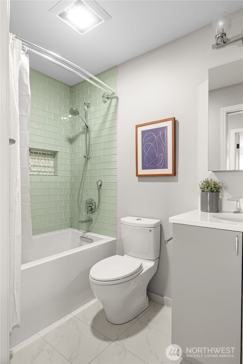 Property photo for 3435 California Avenue SW #103, Seattle photo 24