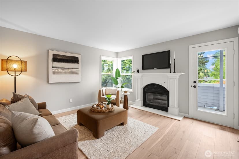 Property photo for 3435 California Avenue SW #103, Seattle photo 5