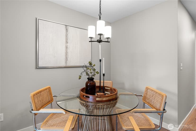 Property photo for 3435 California Avenue SW #103, Seattle photo 11