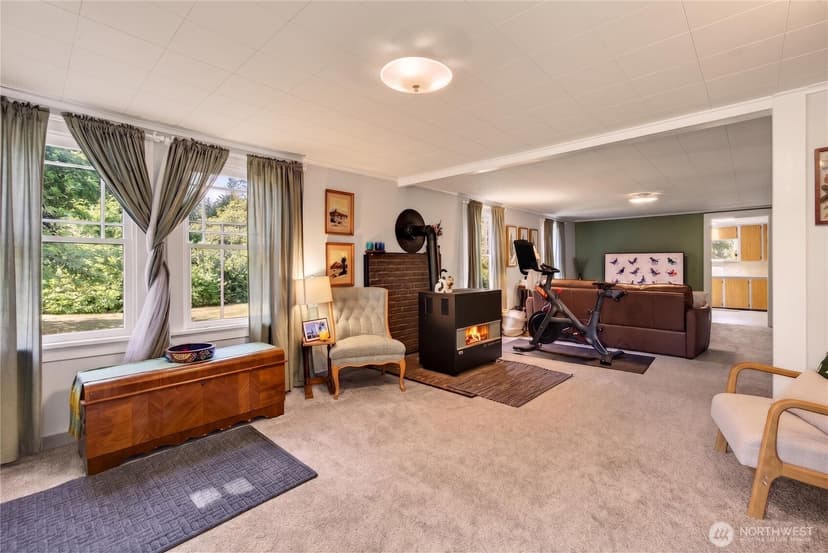 Property photo for 10215 56th Street SE, Snohomish photo 8