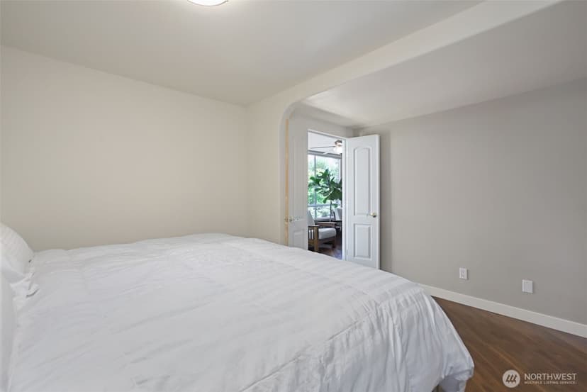 Property photo for 10903 Glen Acres Drive S #B, Seattle photo 20