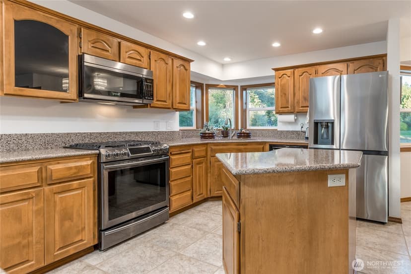 Property photo for 1202 Pike Street NE, Auburn photo 5