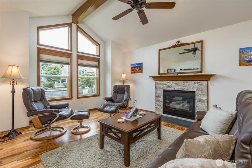 Property photo for 1202 Pike Street NE, Auburn photo 4