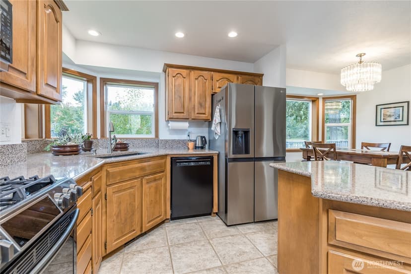 Property photo for 1202 Pike Street NE, Auburn photo 11