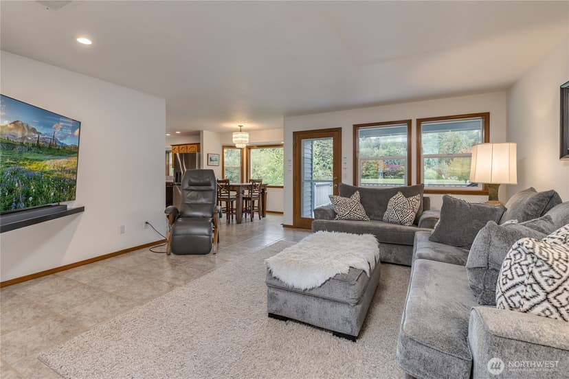 Property photo for 1202 Pike Street NE, Auburn photo 13