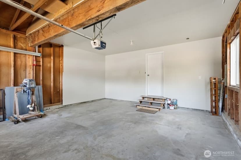 Property photo for 7914 206th Place SW, Edmonds photo 22