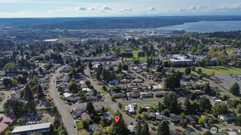 Property photo for 782 Lynnwood Avenue NE, Renton photo 34