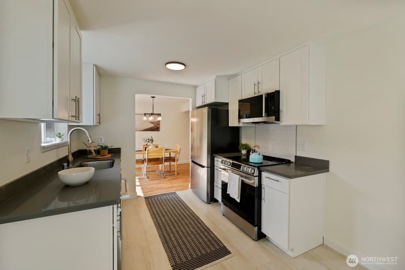 Property photo for 782 Lynnwood Avenue NE, Renton photo 12