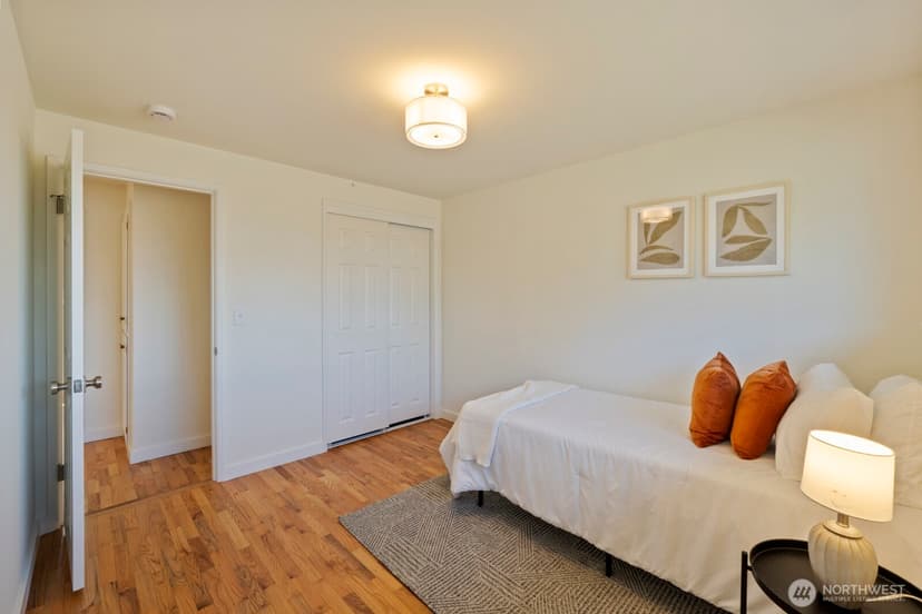 Property photo for 782 Lynnwood Avenue NE, Renton photo 23
