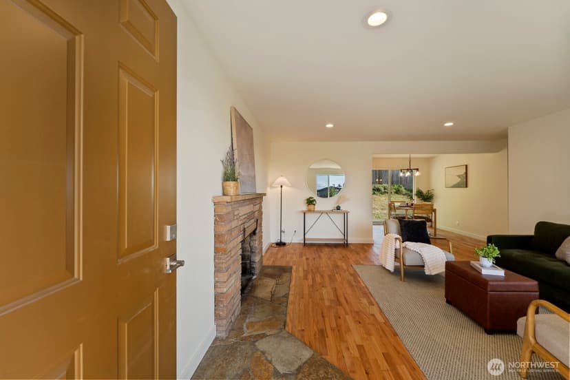 Property photo for 782 Lynnwood Avenue NE, Renton photo 5