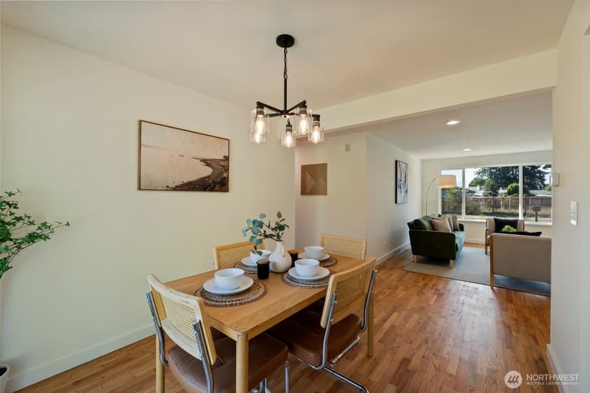 Property photo for 782 Lynnwood Avenue NE, Renton photo 10
