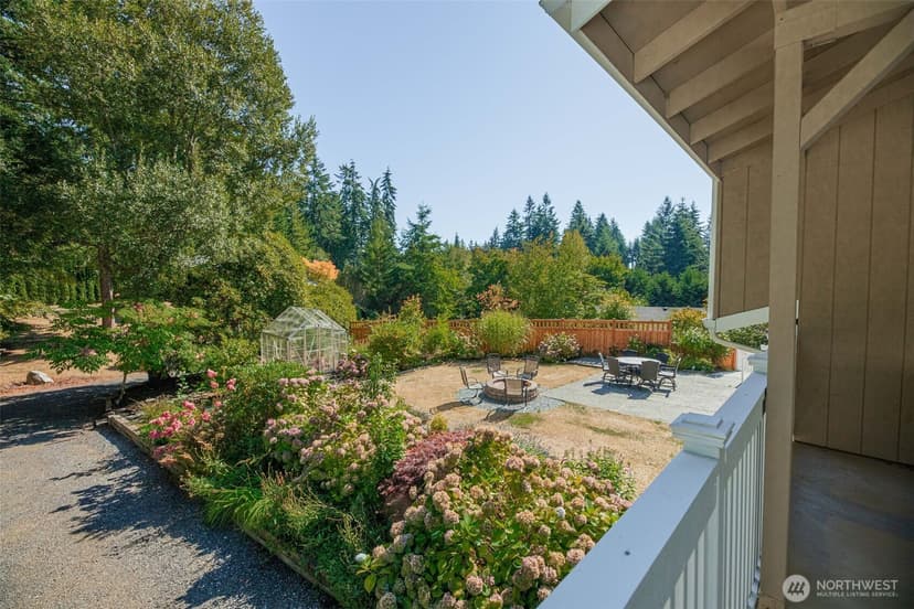 Property photo for 18007 Andover Street, Edmonds photo 28