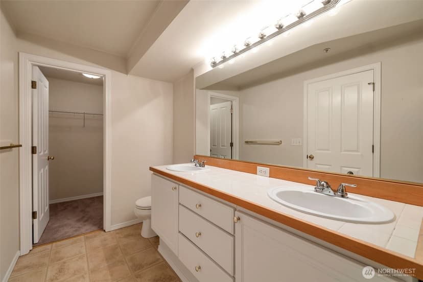 Property photo for 3980 129th Place SE #B102, Bellevue photo 11