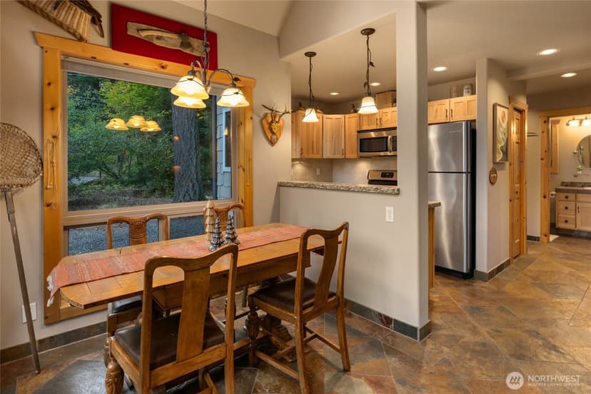 Property photo for 101 Pecon Valley Place, Cle Elum photo 7