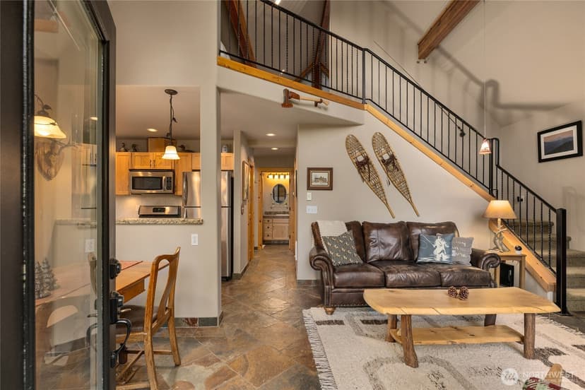 Property photo for 101 Pecon Valley Place, Cle Elum photo 2