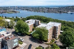 Property photo for 1800 Taylor Avenue N #210, Seattle photo 3