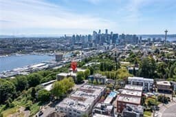 Property photo for 1800 Taylor Avenue N #210, Seattle photo 5
