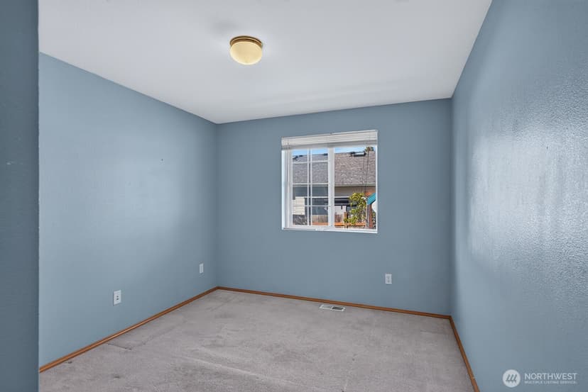 Property photo for 17701 Hillside Court, Arlington photo 18
