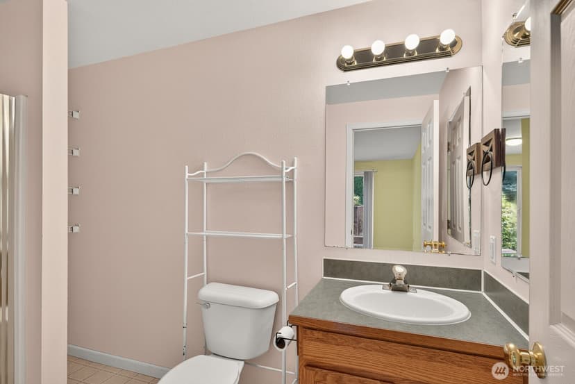 Property photo for 17701 Hillside Court, Arlington photo 14