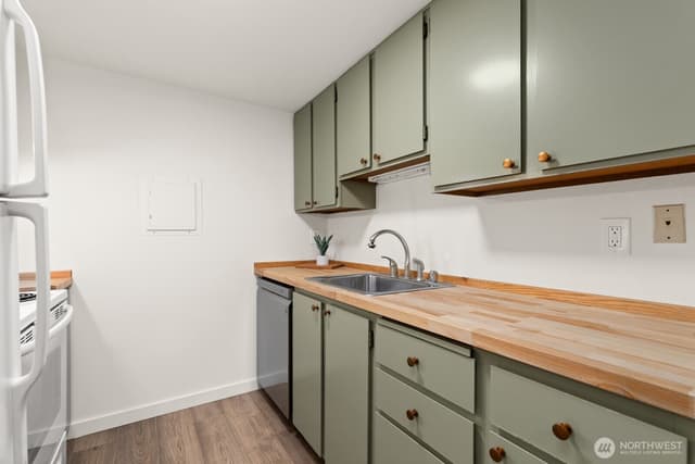 Property photo for 14521 127th Lane NE #N56, Kirkland photo 4