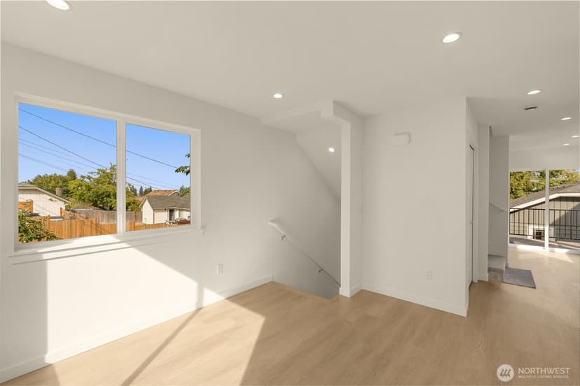 Property photo for 5620 Wetmore Avenue #C, Everett photo 9