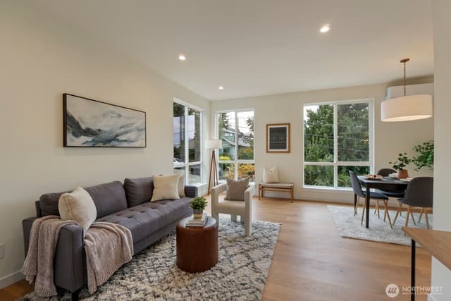 Property photo for 116 N 55th Street, Seattle photo 5