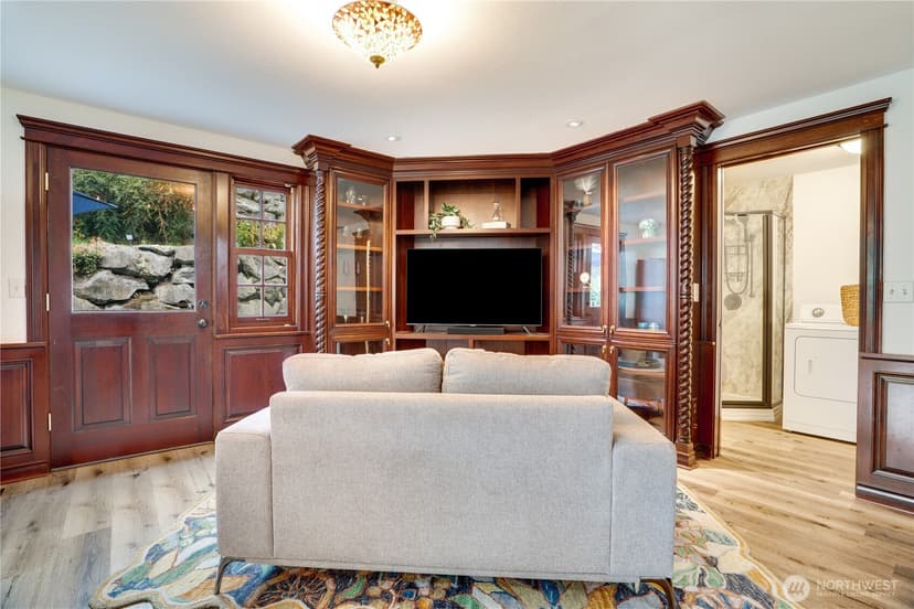 Property photo for 3612 Nassau Avenue NE, Tacoma photo 16
