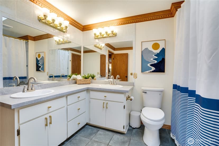 Property photo for 3612 Nassau Avenue NE, Tacoma photo 32